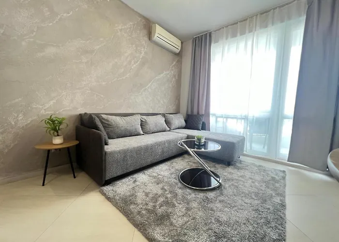 елегантно студио в18 в комплекс одисей, несебър 公寓 *